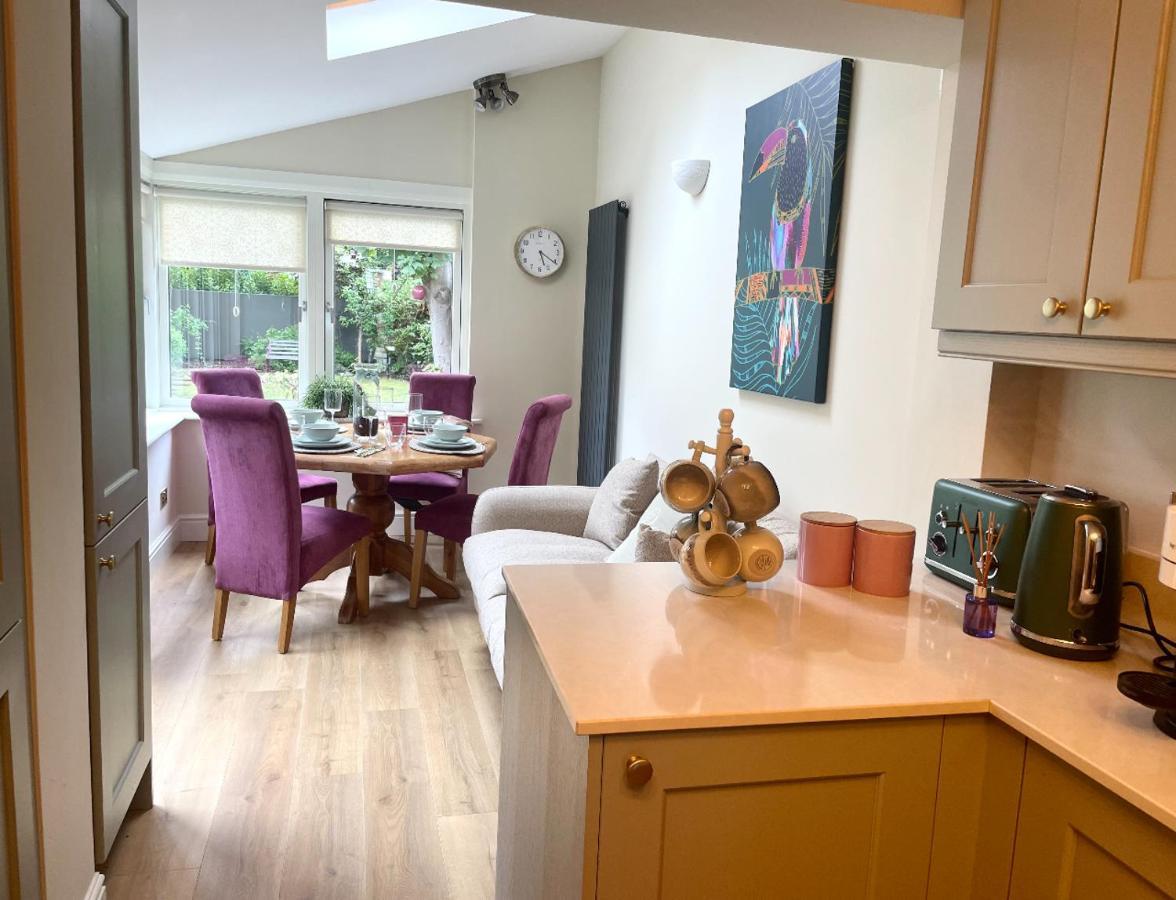Fashionable Chic Townhouse In D4 Villa Dublin Eksteriør billede